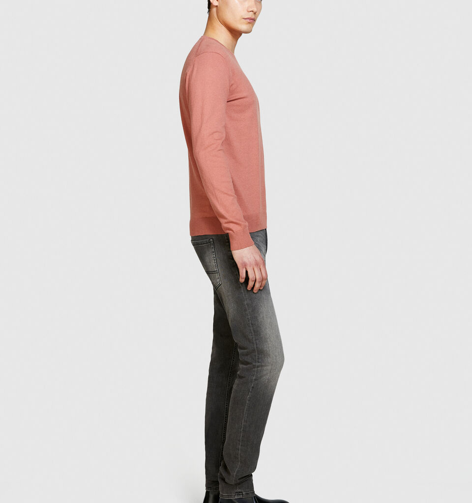 Slim fit sweater - men's crew neck sweaters - Salmon | Sisley image number 2